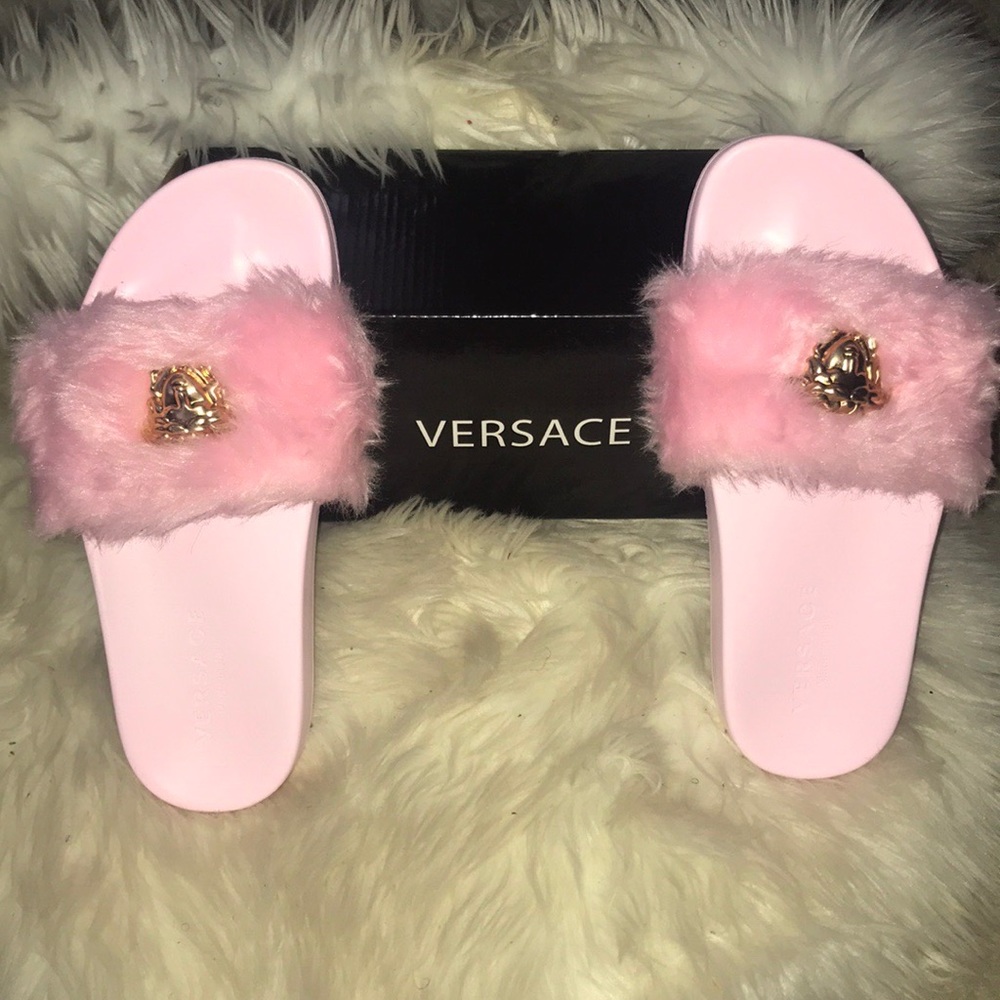 Pink fur Versace Slides